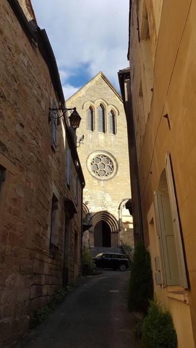 Aux Portes De L'Abbaye Saint-Cyprien (Dordogne) Exterior foto